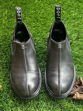 John Fluevog Official Lunes Water-Resistant Chelsea Boots sz 8